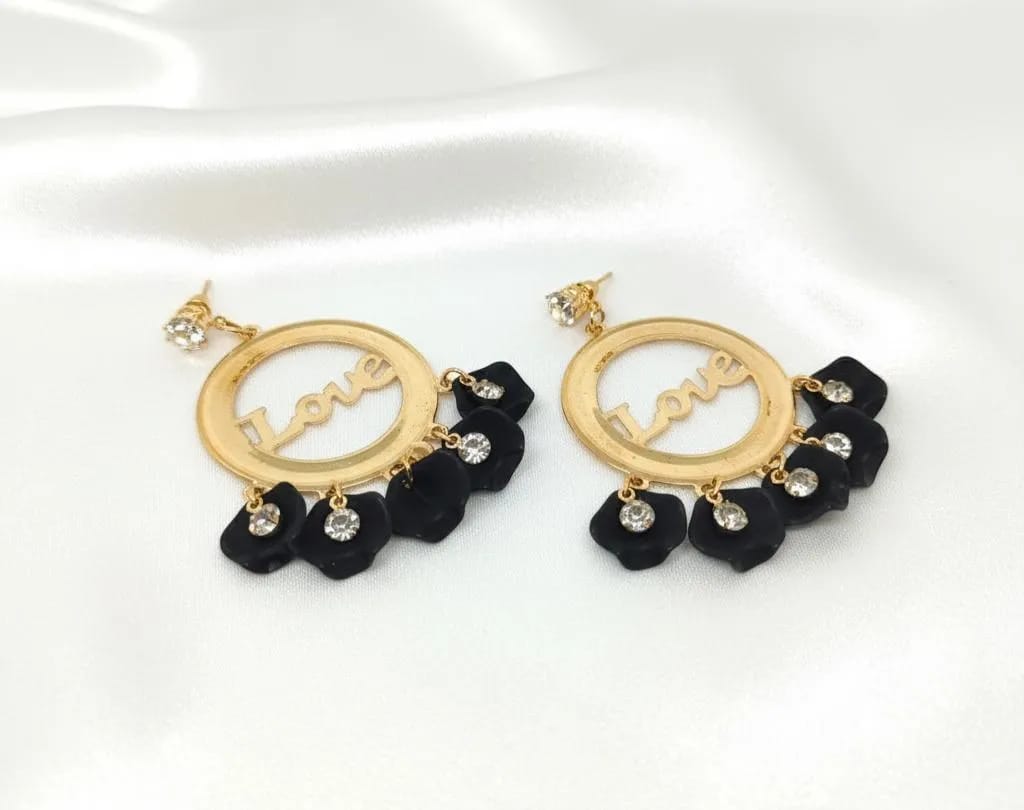 Elegant Earrings for Women – Trendy Fashion Jewelry for Daily Wear