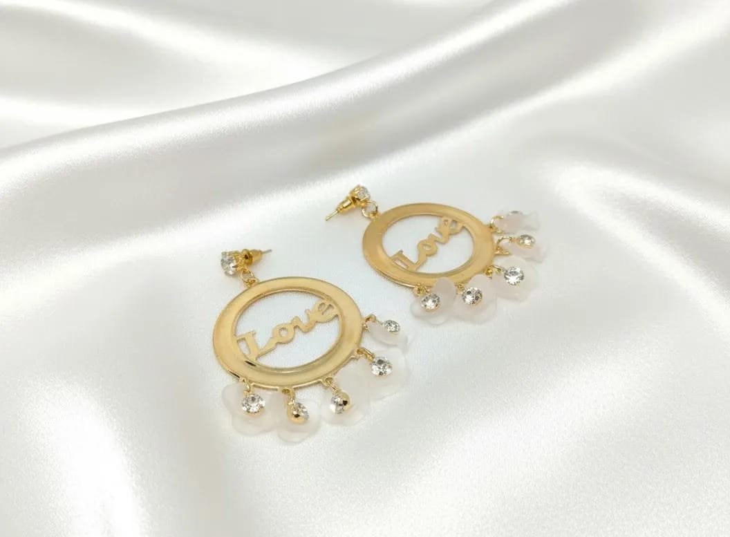 Stylish Earrings for Girls – Lightweight Party Wear Jewelry