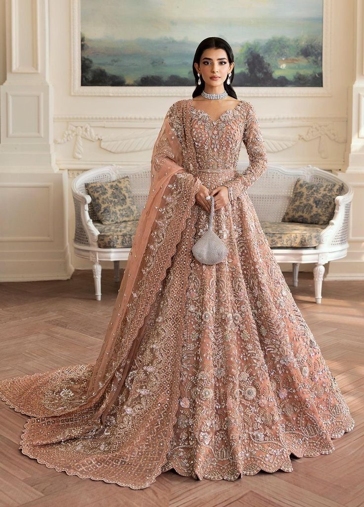 Pakistani Wedding Maxi Dress – Elegant Formal Wear for Women